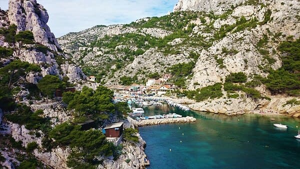 Les-calanques-Marseille