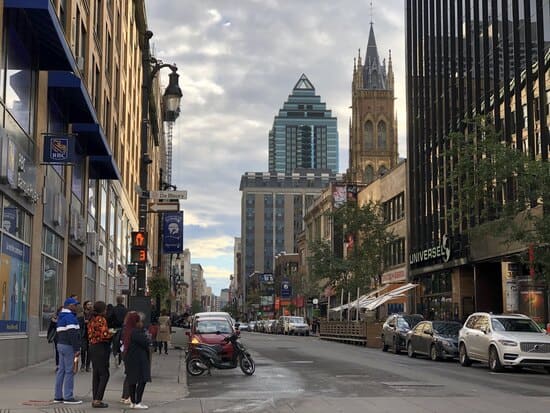 La-rue-Sainte-Catherine