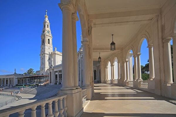 Sanctuaire-de-Notre-Dame-de-Fatima-Portugal