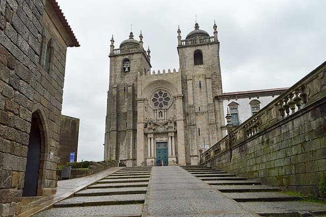 La-Cathedrale-de-Porto