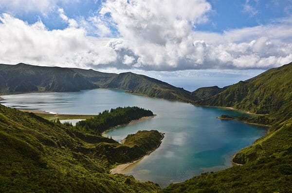 Lagoa-do-Fogo