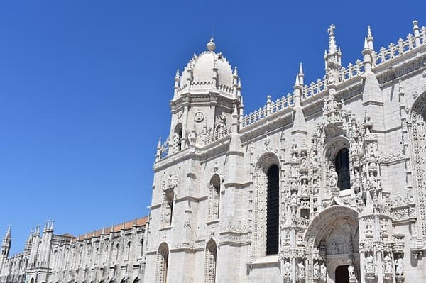 Le-Monastere-des-Jeronimos-Lisbonne-en-4-jours