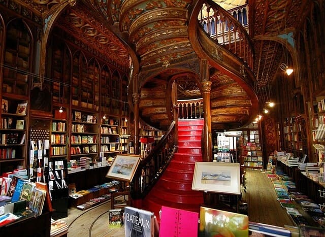 Livraria-Lello-la-piu-grande-libreria-del-mondo