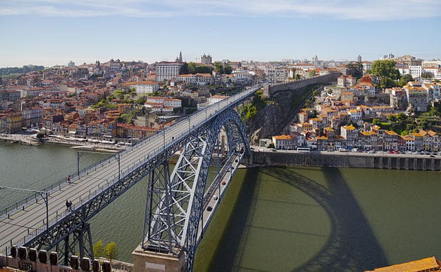 Luis-I-Bridge-ou-Pont-Dom-Luis-Ier