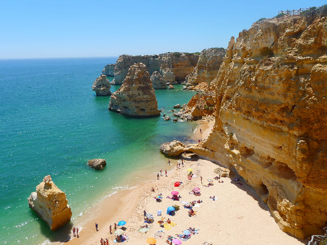 Praia-da-Marinha-Lagos