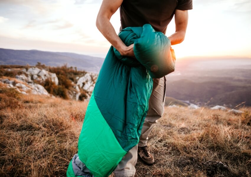 Choisir-un-sac-de-couchage-selon-son-activite